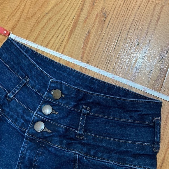 0 REFUGE high waist skinny stretchy dark wash Jeans.  (Jeggings) - Picture 16 of 16